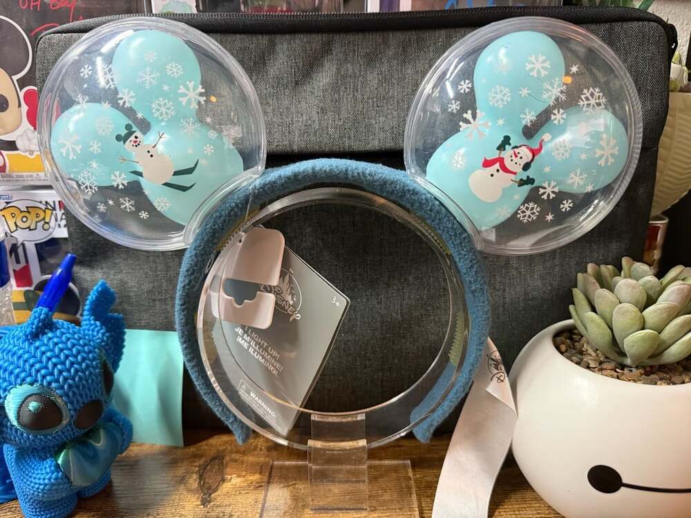 EUC Disney Parks Snowman Balloon Ears One Size